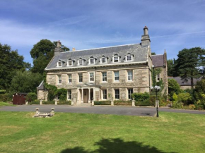 A Stunning Private Suite In A Beautiful Heritage Mansion